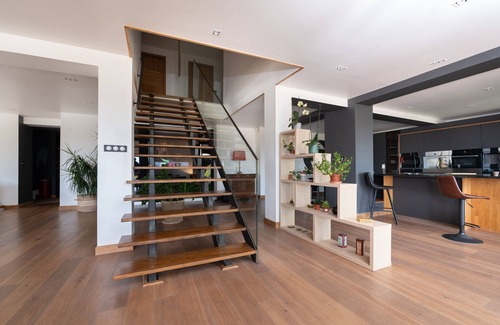 Ploeren Villa | Villa 'Ty Castel - Arradon' with Private Pool, Private Terrace and Wi-Fi