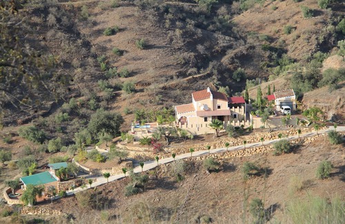 Alora Villa | Villa Van Gogh private getaway with pool for 2