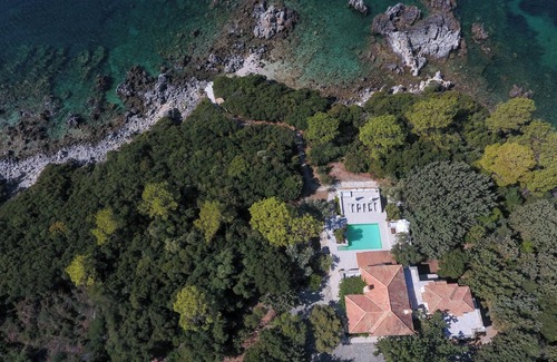 Sivota Villa | Villa "Veneziana in Syvota" with Sea View, Pool & Wi-Fi
