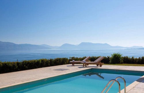 Nikiana Villa | Villa Ventalia with magnificent panoramic sea view!