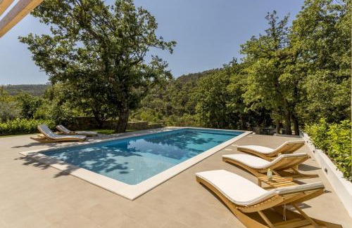 Srinjine Villa | Villa VENTURA with private 45 sqm swimming pool, 4 bedrooms, gym, game room