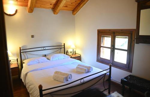 Arachova Ski Chalet | Villa view Arachova