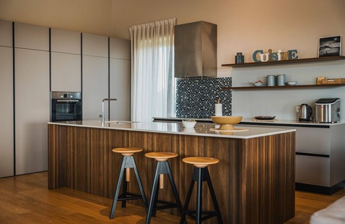 Brtonigla Villa | Villa Vigneto near Novigrad for 15 persons with sea view and whirlpool