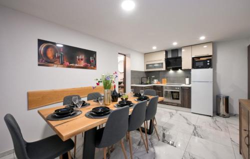 Donji Martijanec Villa | Villa Vinea by Villas Guide