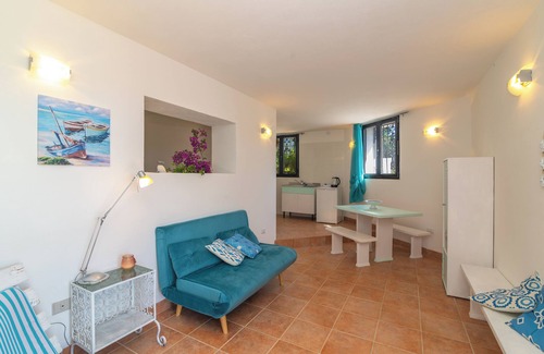 San Teodoro Villa | Villa 'Vista Mare Cala Ginepro' with Sea View, Private Terrace and Air Conditioning