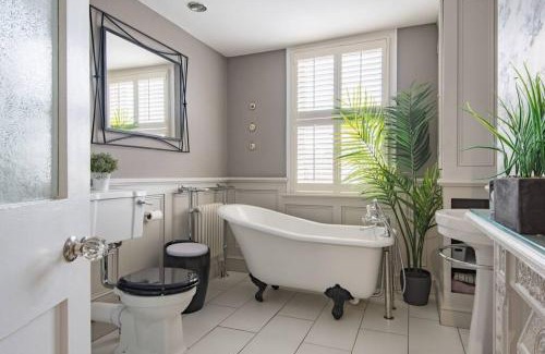 Deal House | Villa Vita - Ideally located cottage by the sea