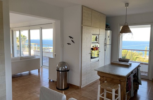 Portigliolo House | Villa, vue Exceptionnelle à 5 Minutes à Pied de la Plage de Portigliolo