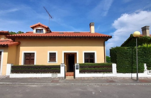 Llanes Villa | VILLA VV-1505 -ASEN ANDRIN-POOL-PADDLE-GOLF