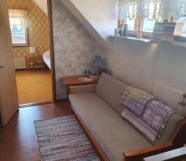 Hemse House | Villa w open fireplace and big plot 5 min from the sea