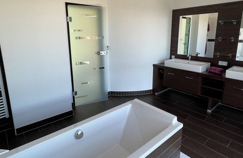 Zella-Mehlis Villa | Villa WanderLux combines hiking with family and friends in a modern villa