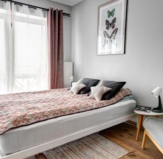 Krynica-Zdroj House | Villa Wesoła pokoje z łazienkami i dostępem do kuchni w centrum Krynicy Zdroju Bezpłatne miejsca postojowe