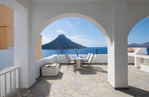 Massouri Villa | Villa 'White Pearl Kalymnos - 2bdr' with Sea View, Wi-Fi and Air Conditioning