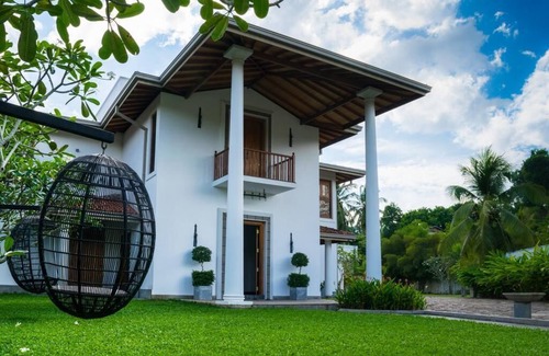 Galle House | Villa White Queen - Serviced villa very close to Galle