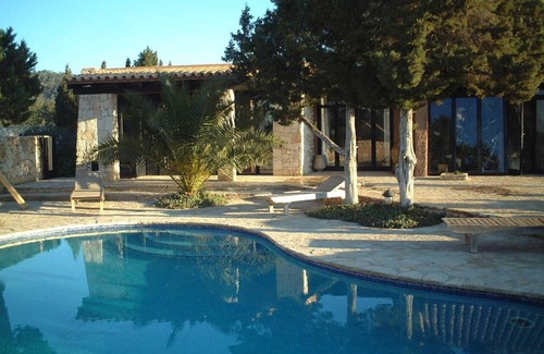Sant Josep de sa Talaia Villa | Villa with 3 Bedrooms and Pool and Views