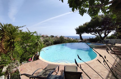 Saronikos Villa | VILLA WITH 3 UNITS AROUND AMAZING INFINITY POOL AND SEA-VIEW
