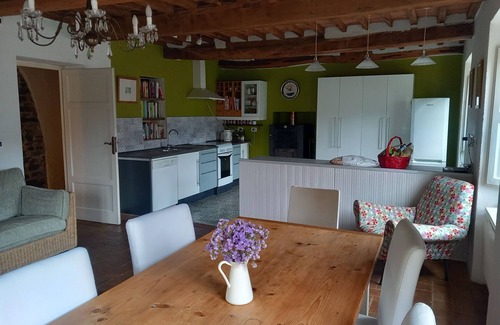 Bagni di Lucca Villa | Villa with 6 double bedrooms and 5 bathrooms.River views, pool and walk to town