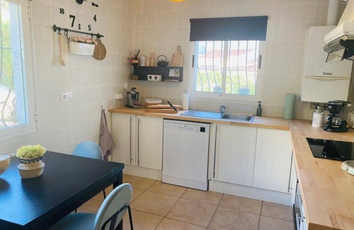 Sol del Este Villa | Villa with brand new pool, sea view, sleeps 8 FREE wifi