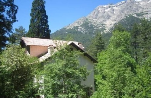 Vizzavone House | VILLA with character. early 1900s family home. quiet and serene.