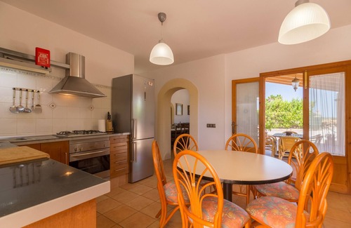 Santa Margalida Villa | Villa with detached house, air conditioning, wifi, garden, private swimming pool