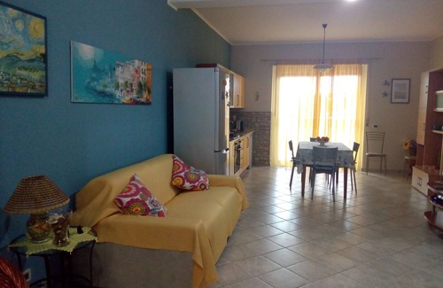 Marchesana House | Villa with direct access to the beach and with a beautiful sea view.