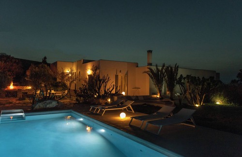 Kea Villa | VILLA WITH FANTASTIC 5-BEDROOM VIEW WITH POOL AND YOGA SPACE