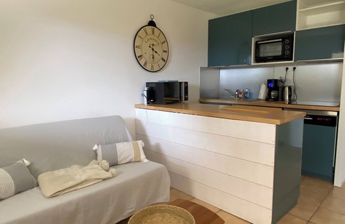 Saint-Palais-sur-Mer Villa | Villa with communal pool in St palais sur mer