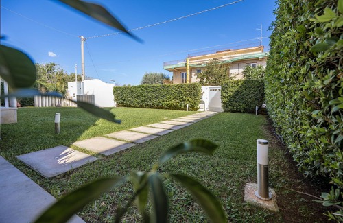Eastern Sicily Apartment | Villa with garden 50mt from the sea/5min from Noto/Air conditioning/WiFi