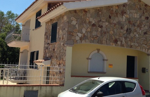 Posada House | Villa with garden and parking space for your vacation- CIN: IT091073C2000Q2502
