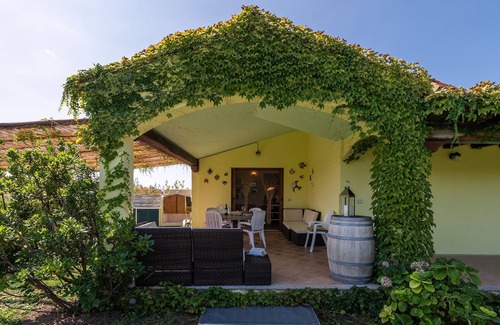 Tertenia Villa | Villa with garden 400 m. from the beach. IUN Q1355 CIN IT091089C2000Q1355