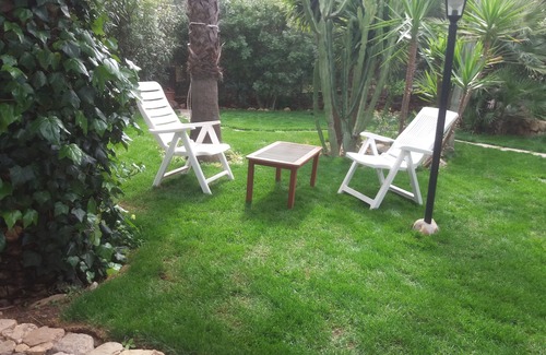 Villaggio Mandorli Villa | Villa with garden near Campus beach