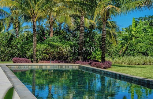 Grand River South East Villa | Villa with golf & mountain views - ANAHITA -