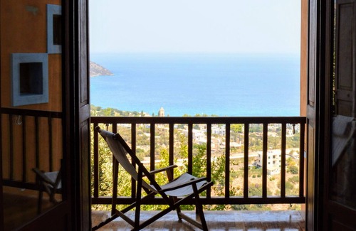Agios Nikolaos Villa | VILLA WITH A CHARACTER MIRABELLO SUITES