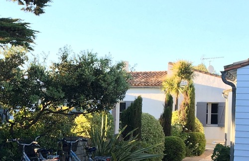 Sainte-Marie-de-Re House | Villa with heated pool, Sainte Marie de Ré, 30 meters from the beach