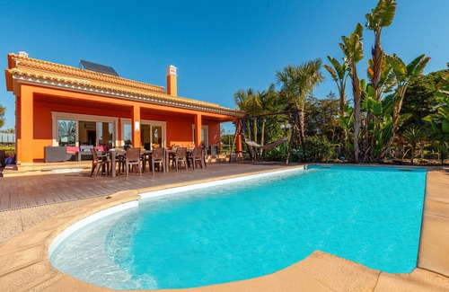 Branqueira Villa | Villa with heatable pool & BBQ in Corcovada