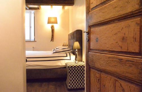 Gembes House | Villa with hottub in calm area