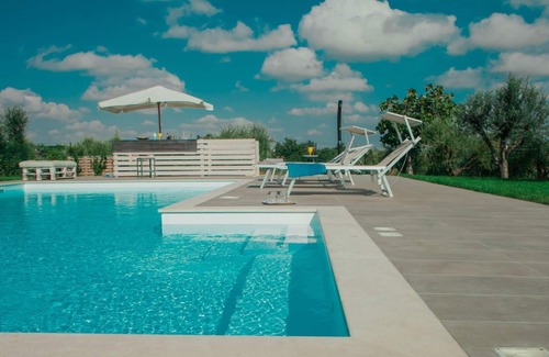 Porto Sant'Elpidio House | Villa with private pool near the beaches of Porto Sant'Elpidio