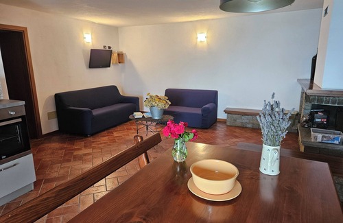 Vercana Villa | Villa with large garden and super breathtaking panorama, relaxation, peace
