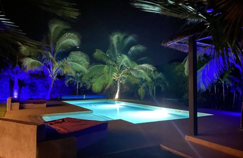 Nianing Villa | Villa with large private swimming pool with all mod cons NIANING CASA MARENDA via Facebook