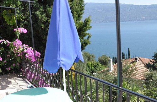 Pulciano House | Villa with Mediterranean garden, ideal for dog owners, for guests looking for peace and quiet