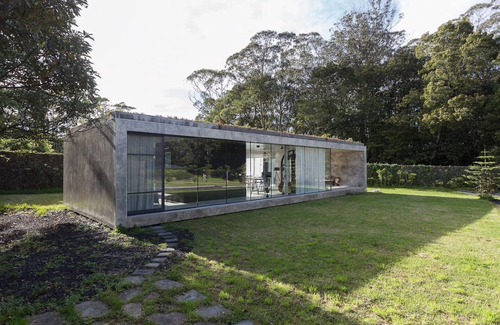 Ribeira Grande Villa | Villa with modern minimalist architecture in the middle of a nature reserve