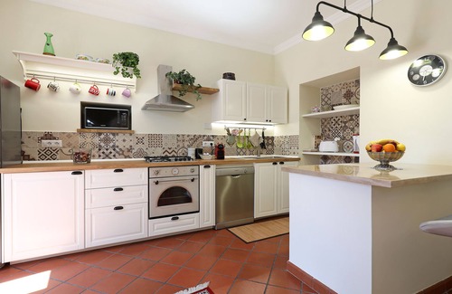 Suburbio VII Portuense Villa | Villa with pool a few minutes from the historic center