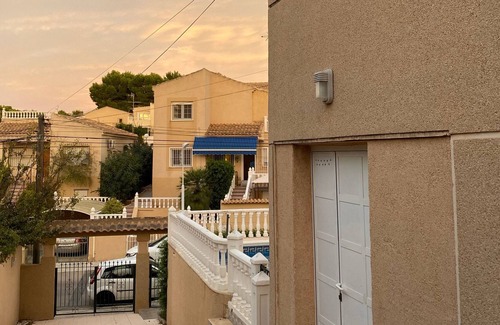 Orihuela Costa Ski Chalet | Villa with pool and barbecue. Ideal for relax