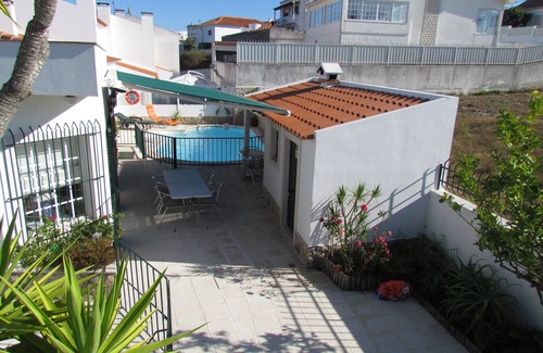 Almoinha Villa | Villa with pool and garden.