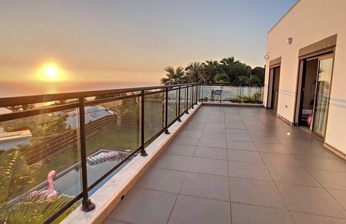 Les Avirons Villa | Villa with pool and sea view, 8 minutes from Etang Salé les bains beach