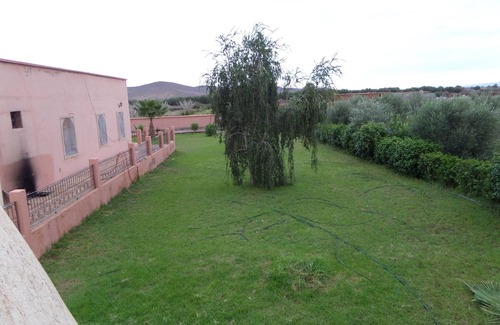 Oulad Hassoune Villa | Villa with pool and slide