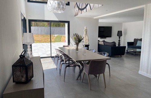 Change Villa | VILLA WITH POOL AND SPA NEAR CIRCUIT 24H LE MANS