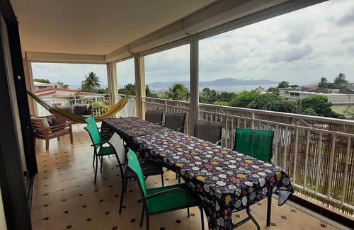 Schoelcher Villa | Villa with pool, Caribbean sea view, 3 kms from the beach