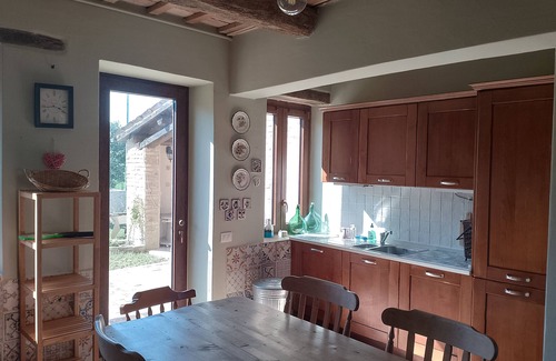 Falerone House | Villa With Pool Ideal for Cyclists and Relaxing