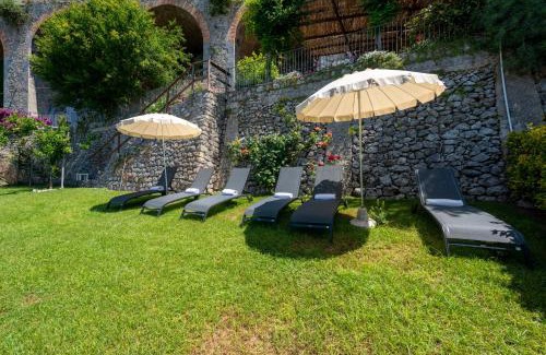 Conca dei Marini Villa | Villa with pool and gardens with wonderful sea view
