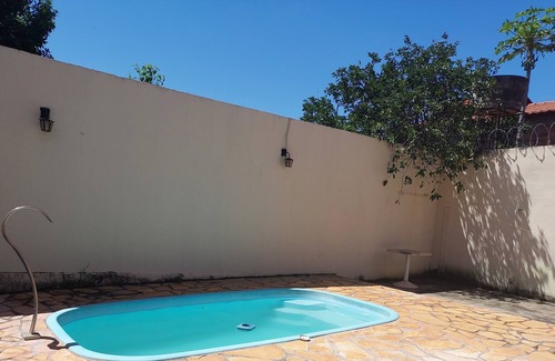 Conjunto Habitacional Madre Germana II House | Villa with pool near shopping center